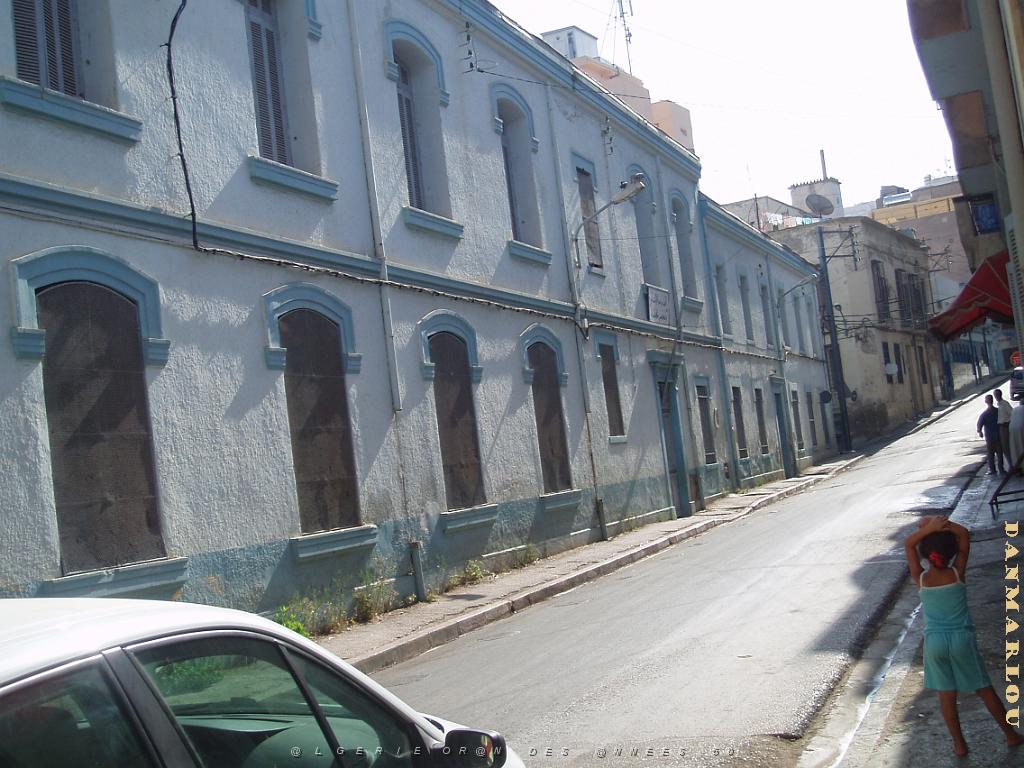 ORAN AOUT 2006 ECOLE JEAN MACE FILLES RUE DUMANOIR 02.JPG